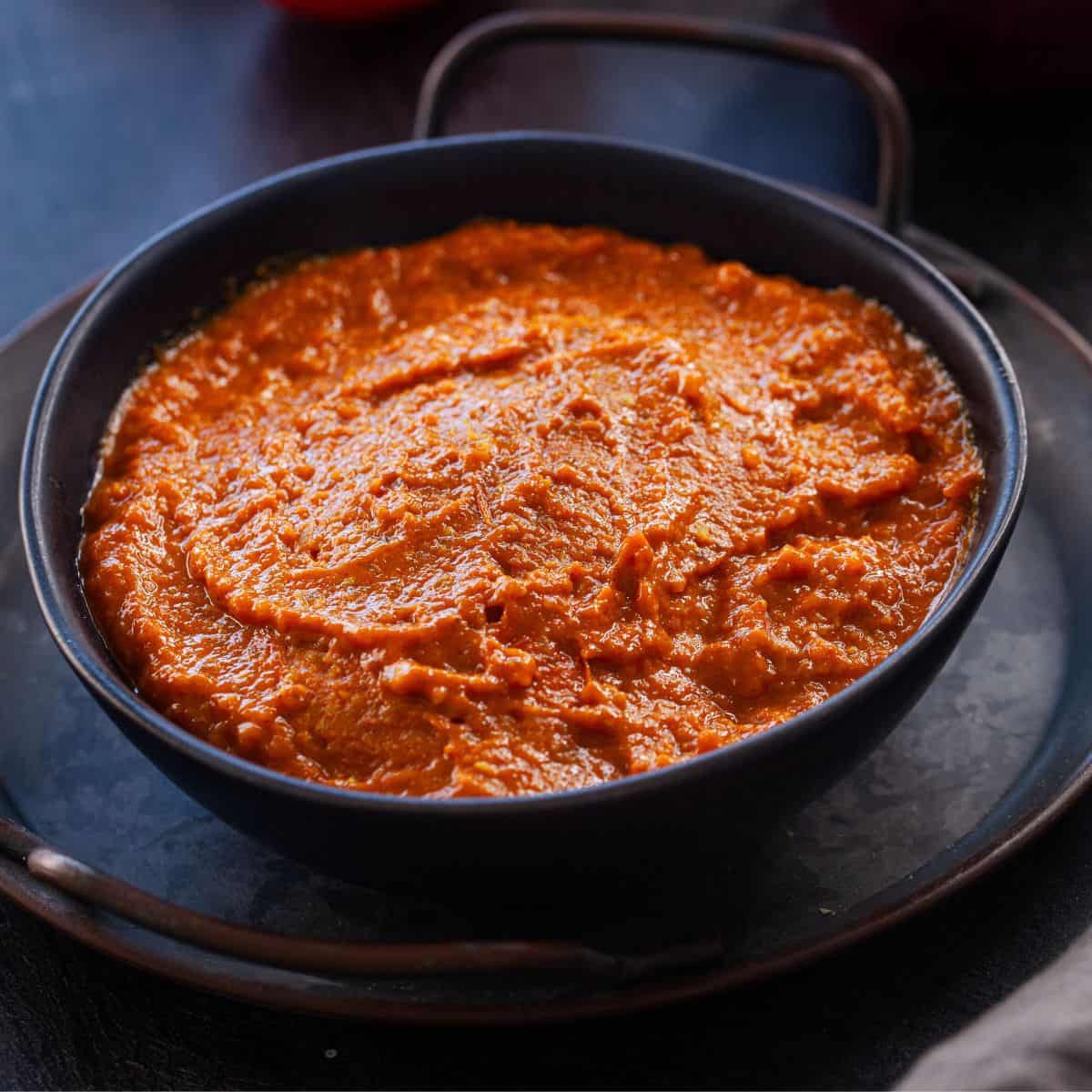 Homestyle Indian Curry Sauce (Onion Tomato Masala) - Sinfully Spicy