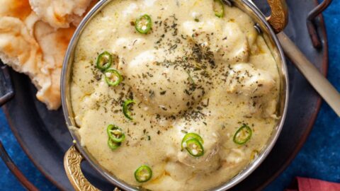 Safed Murgh Handi Recipe - Chicken In White Gravy