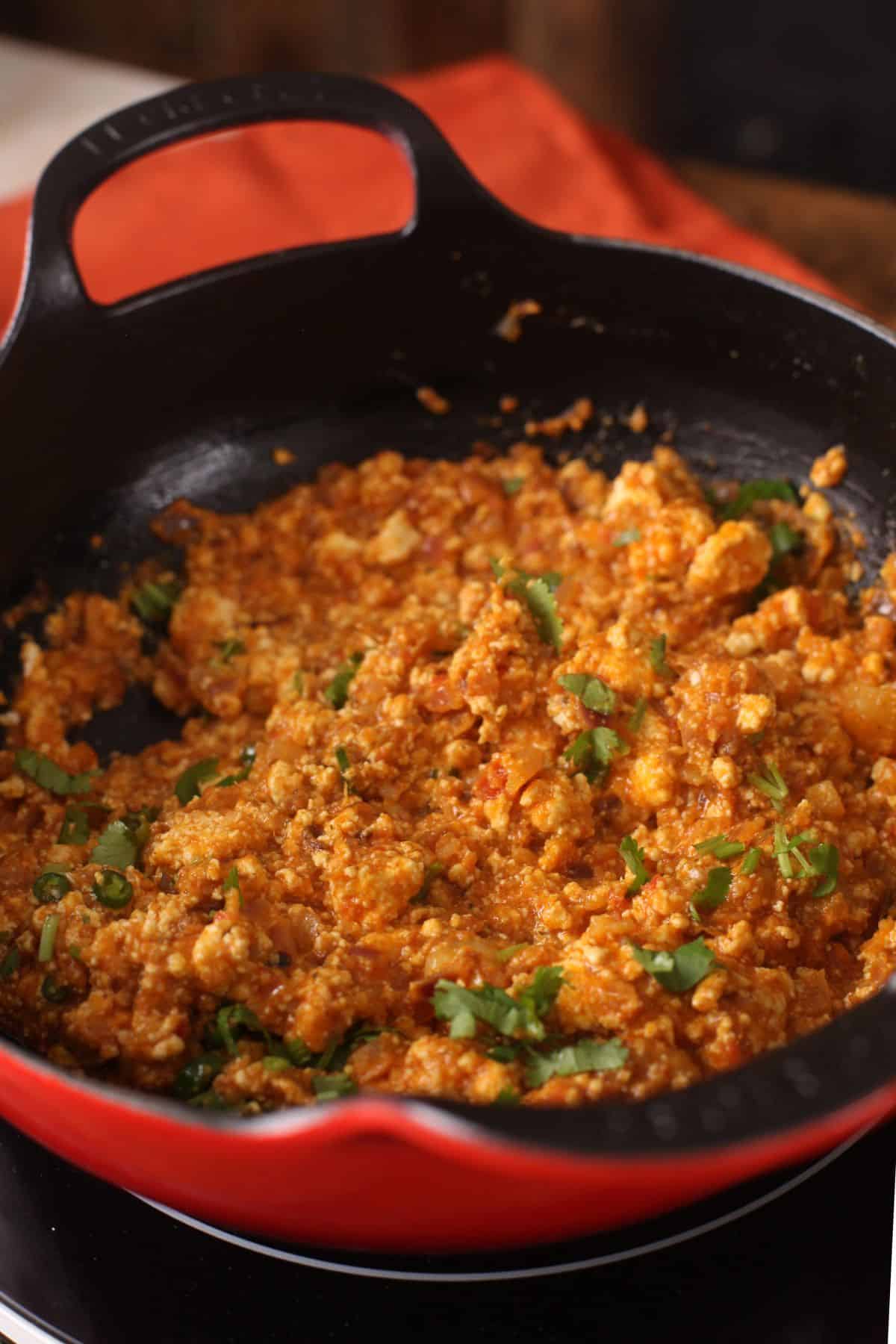 Side image of paneer bhurji ready to serve.