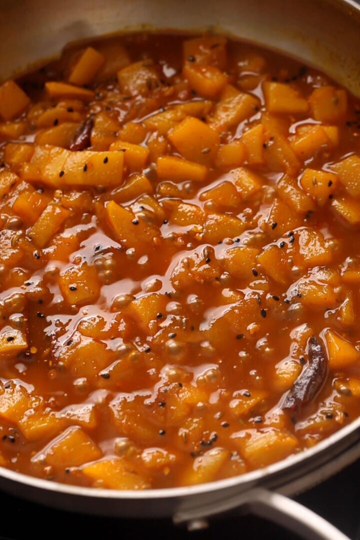 Homemade Mango Chutney (Sweet & Spicy) - Sinfully Spicy