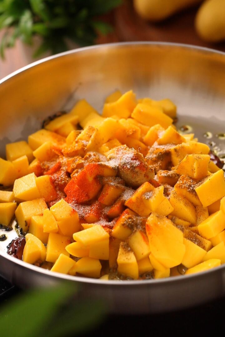 Homemade Mango Chutney (Sweet & Spicy) - Sinfully Spicy
