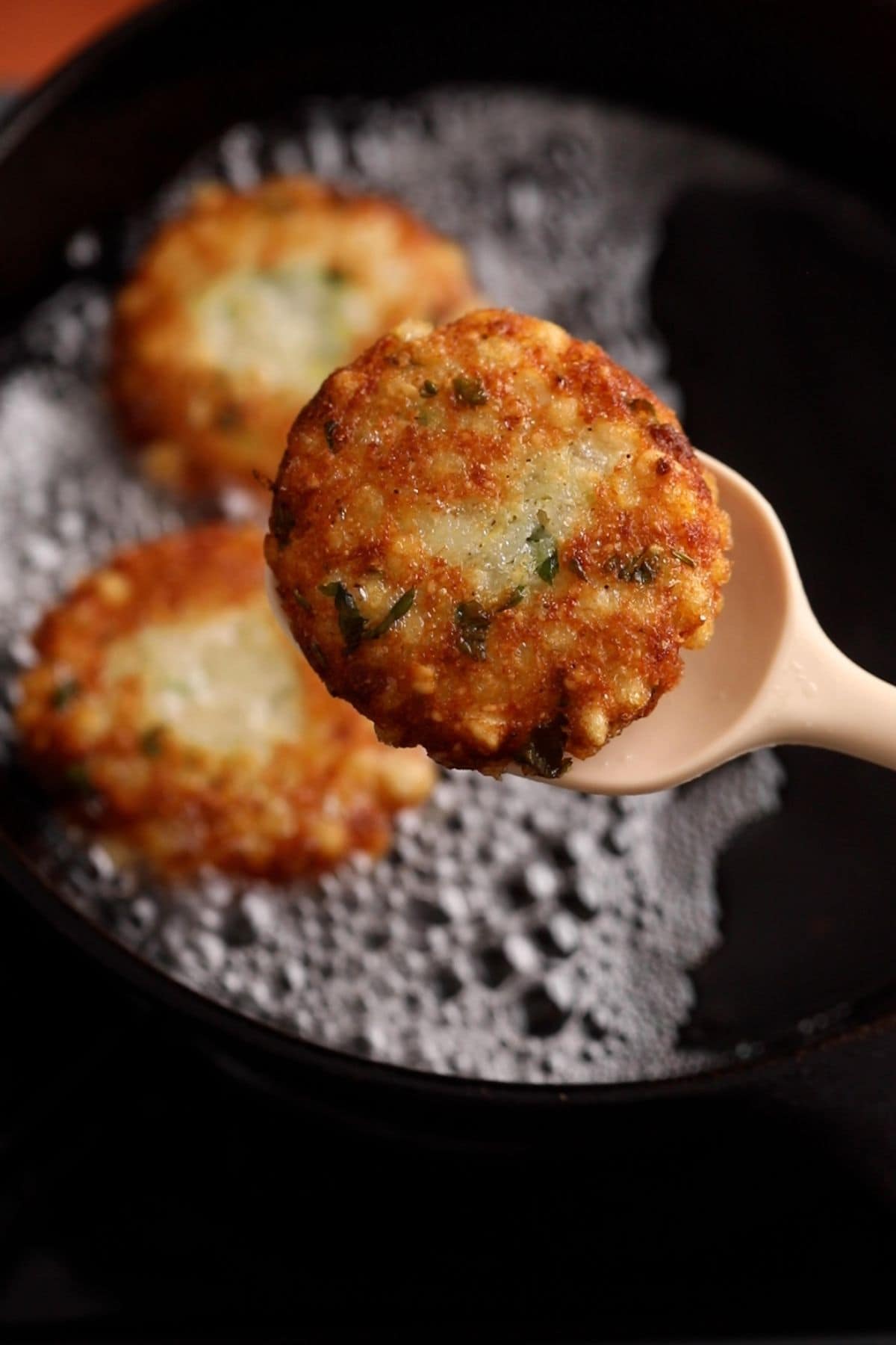 Golden fried sabudana tikki.