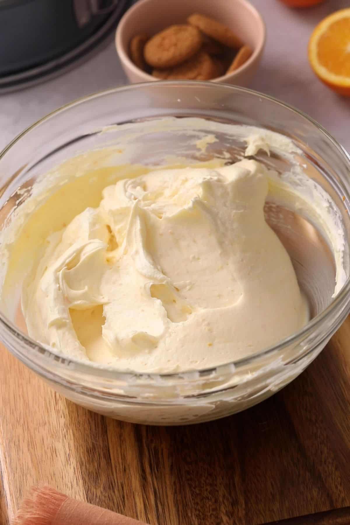 A fluffy cheesecake filling is ready.